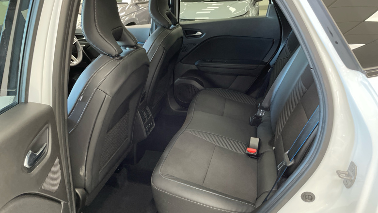Renault Symbioz 1.6 E-Tech FHEV 145 Iconic Esprit Alpine 5dr Auto Hybrid Estate